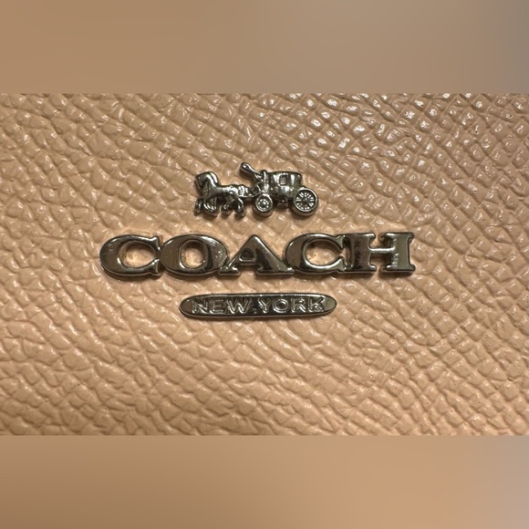 Coach Accordian Zip Wallet - Picture 4 of 4